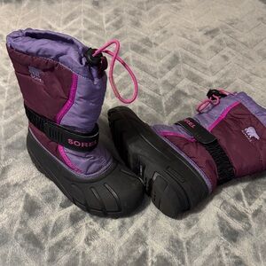 Sorel girl’s Purple and Black Winter Boots